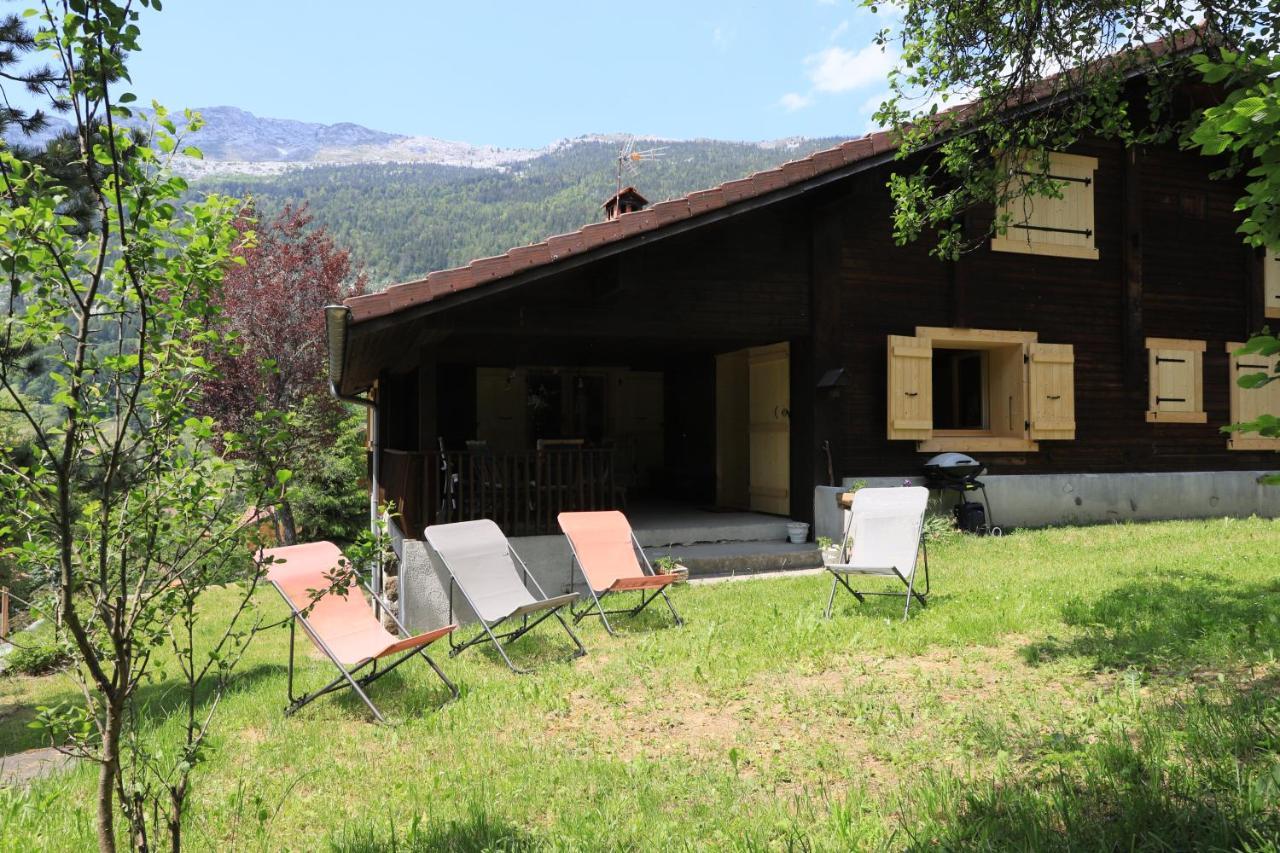 Sous Les Ecotagnes Villa Les Villards-sur-Thones Exterior photo
